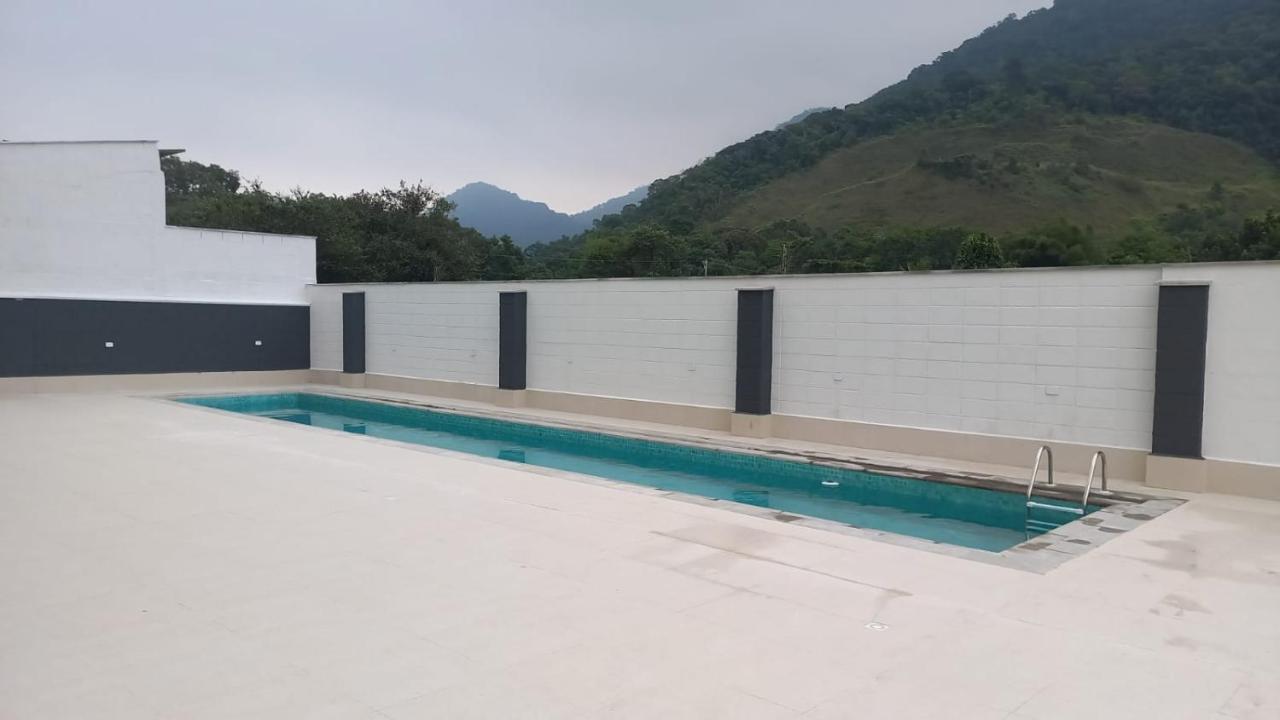 Jathy - Centro, Varanda Gourmet, Ar Condicionado, Piscina E Wi-Fi 우바투바 외부 사진